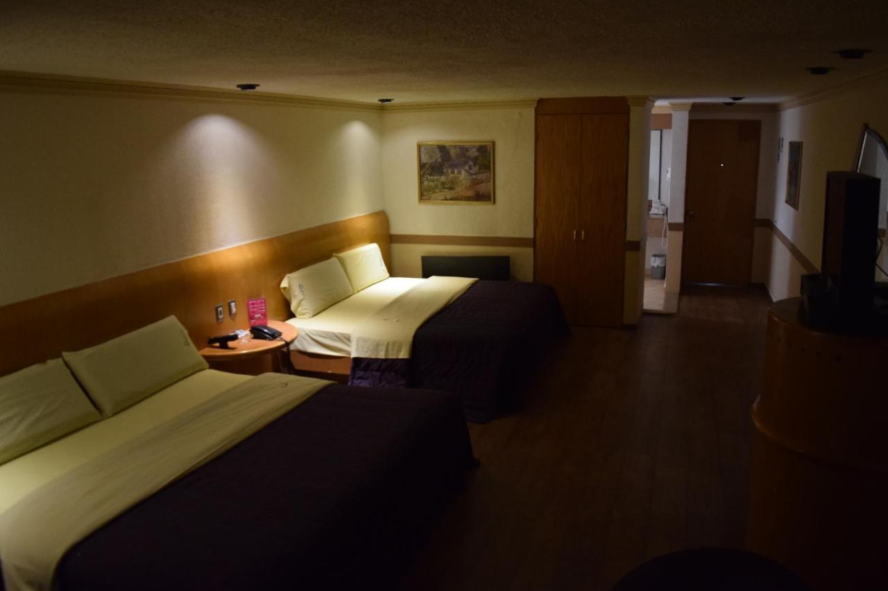 Hotel & Suites La Marquesa Толука-де-Лердо Экстерьер фото